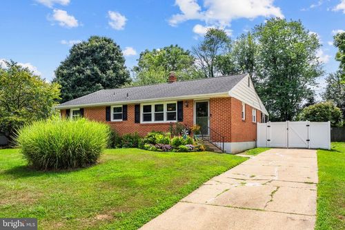 402 Stafford Ave, Newark, DE, 19711-5514 | Card Image