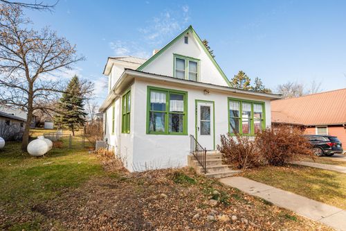 608 Ash St, Lisbon, ND, 58054-4221 | Card Image