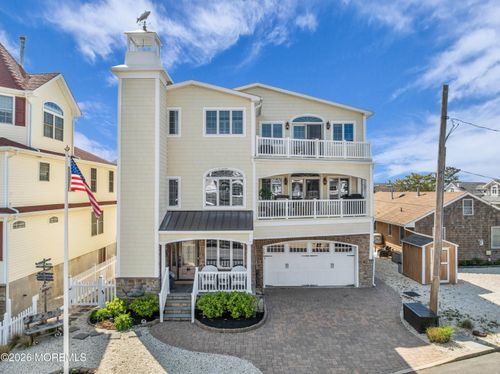 294 Monterey Cir, Lavallette, NJ, 08735-1617 | Card Image