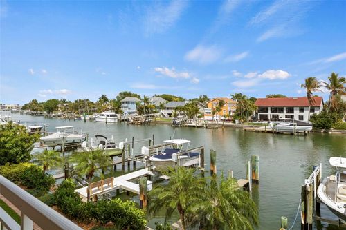 1071 Pinellas Bayway S, St Petersburg, FL, 33715-2112 | Card Image
