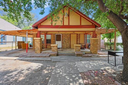 2004 Clinton Avenue, Fort Worth, TX, 76164 | Card Image