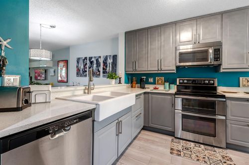 304-15244 Lakes Of Delray Blvd, Delray Beach, FL, 33484-4377 | Card Image