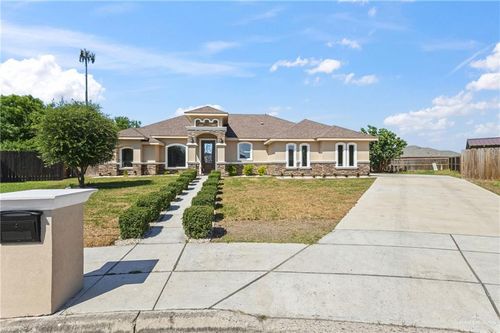 3221 Hondo Ave, McAllen, TX, 78504-6270 | Card Image