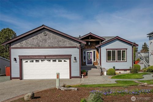 4410 Glasgow Way, Anacortes, WA, 98221-1107 | Card Image