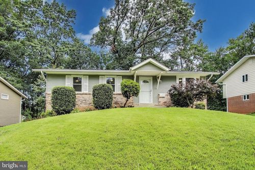 129 Lastner Ln, GREENBELT, MD, 20770-1655 | Card Image
