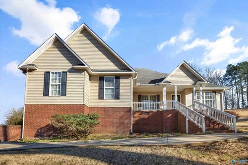 3437 Creek Path Rd, Guntersville, AL, 35976-7519 | Card Image