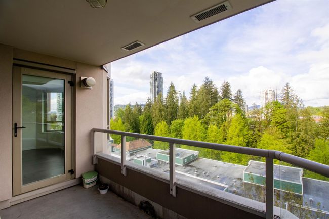 802 - 3070 Guildford Way, Condo with 2 bedrooms, 2 bathrooms and 1 parking in Coquitlam BC | Image 20