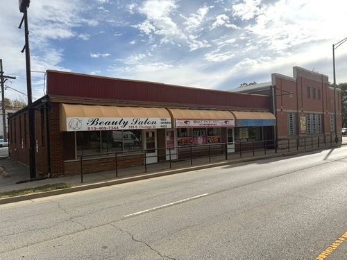 320 S Chicago St, Joliet, IL, 60436-2271 | Card Image