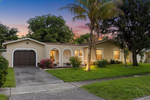 420 Sw 62nd Ave, Margate, FL, 33068-1721 | Card Image