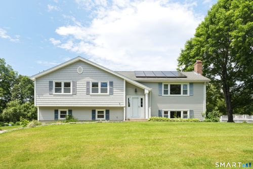 7 Rhonda Ln, North Stonington, CT, 06359-1536 | Card Image