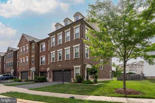 42230 Castle Ridge Sq, BRAMBLETON, VA, 20148-5769 | Card Image