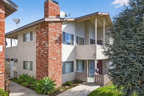 729 Ivywood Dr, OXNARD, CA, 93030-3412 | Card Image