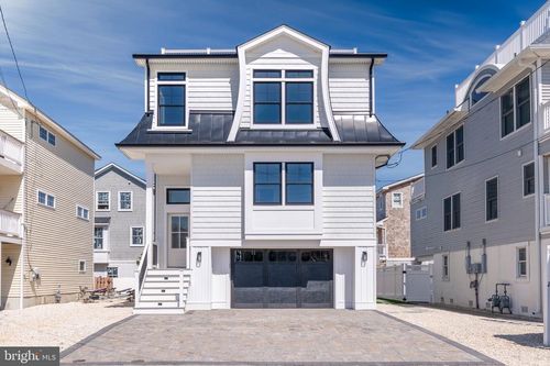 7 W 29th Street, LONG BEACH, NJ, 08008 | Card Image