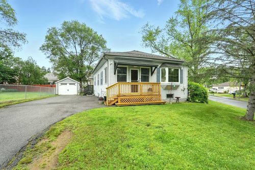 2 Pierce St, Feeding Hills, MA, 01030-2326 | Card Image