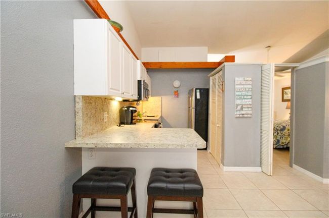 APT-306 - 826 Wiggins Pass Rd, Condo with 1 bedrooms, 1 bathrooms and 1 parking in NAPLES FL | Image 11