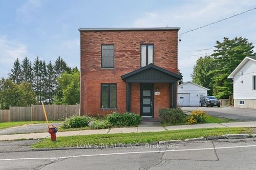 218 Main St E, Vankleek Hill, ON, K0B1R0 | Card Image