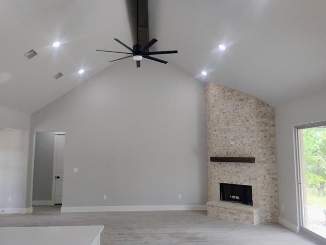 192 Johnston Ln, House other with 3 bedrooms, 2 bathrooms and null parking in Runaway Bay TX | Image 16