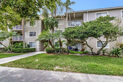 201-5045 Wiles Rd, Coconut Creek, FL, 33073-4210 | Card Image