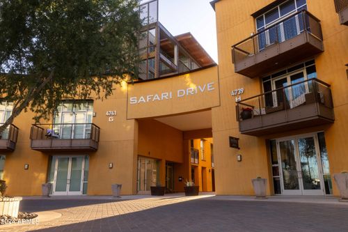 3013-4745 N Scottsdale Rd, Scottsdale, AZ, 85251-7671 | Card Image
