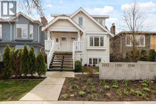 2248 Grant St, Vancouver, BC, V5L2Z7 | Card Image