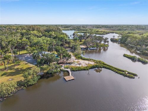 1326 S Estuary Dr, Crystal River, FL, 34429-5118 | Card Image