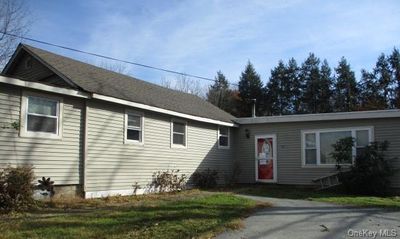 12 Dickerson Place, House other with 3 bedrooms, 1 bathrooms and null parking in Warwick NY | Image 1