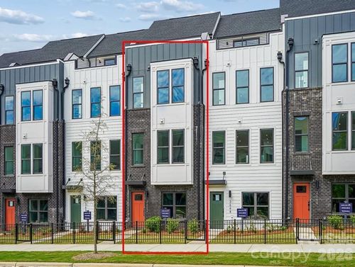 3652 S Tryon Street, Charlotte, NC, 28217 | Card Image