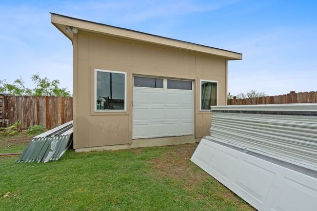 121 Fate Ct, House other with 4 bedrooms, 2 bathrooms and 4 parking in Kyle TX | Image 27