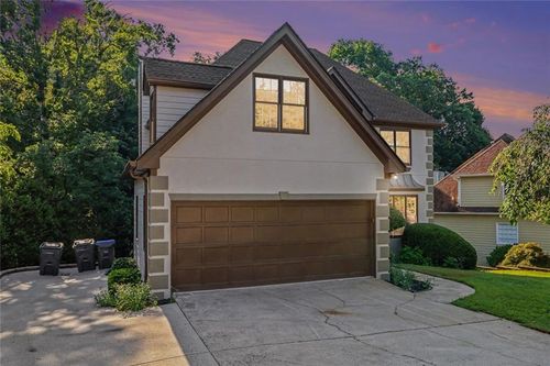 900 Secret Cove Dr, Sugar Hill, GA, 30518-5366 | Card Image