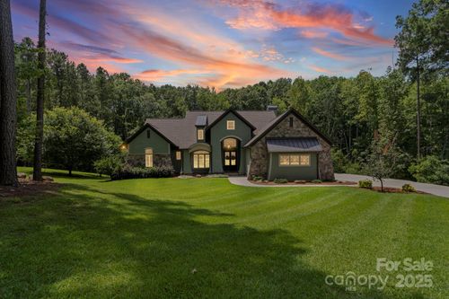 133 Wolf Hill Dr, Mooresville, NC, 28117-8408 | Card Image