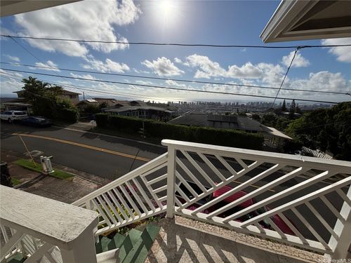 2368 Saint Louis Dr, Honolulu, HI, 96816-2029 | Card Image