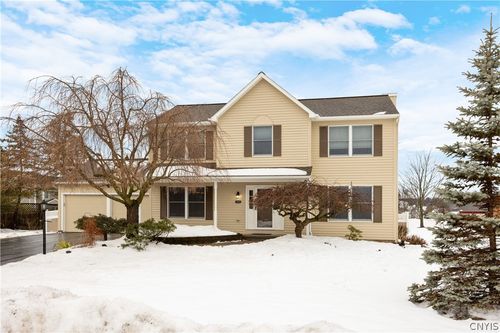 5787 Frostiana Cir, East Syracuse, NY, 13057-3225 | Card Image