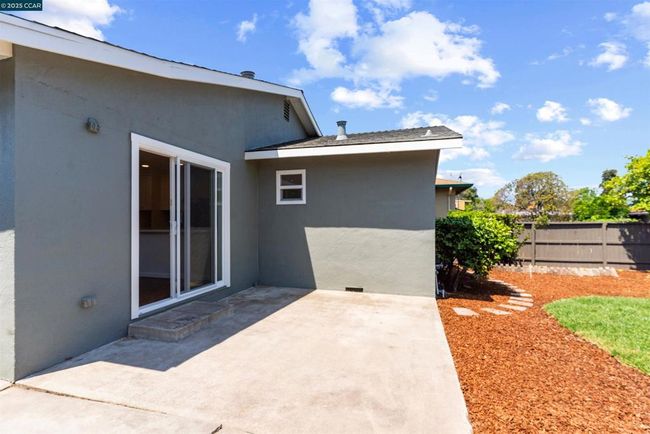102 W 15 Th St, House other with 3 bedrooms, 2 bathrooms and 2 parking in Antioch CA | Image 31
