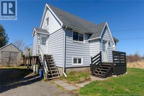 83 Rayland St, Saint John, NB, E2H1Y8 | Card Image