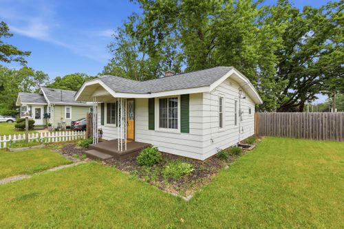 137 Holly St, Wyoming, MI, 49548-4276 | Card Image