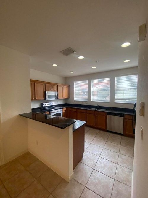 unit-2-410 Amador Ln, West Palm Beach, FL, 33401-8344 | Card Image