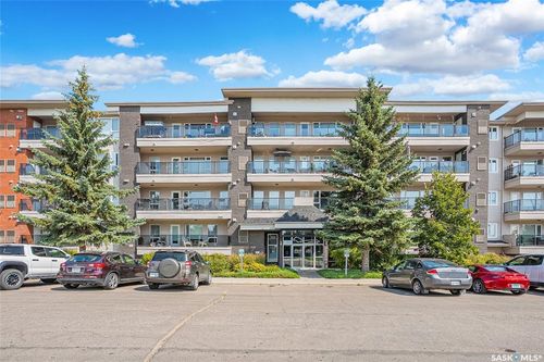 415-102 Kingsmere Place, Saskatoon, SK, S7J2K7 | Card Image