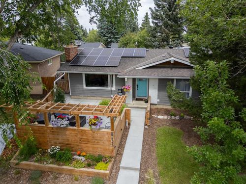 824 Cannell Rd Sw, Calgary, AB, T2W1T4 | Card Image