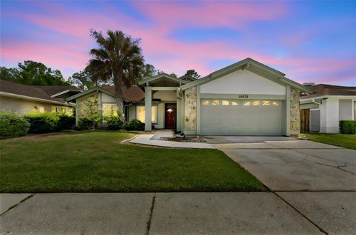 14675 Village Glen Cir, Tampa, FL, 33618-2733 | Card Image