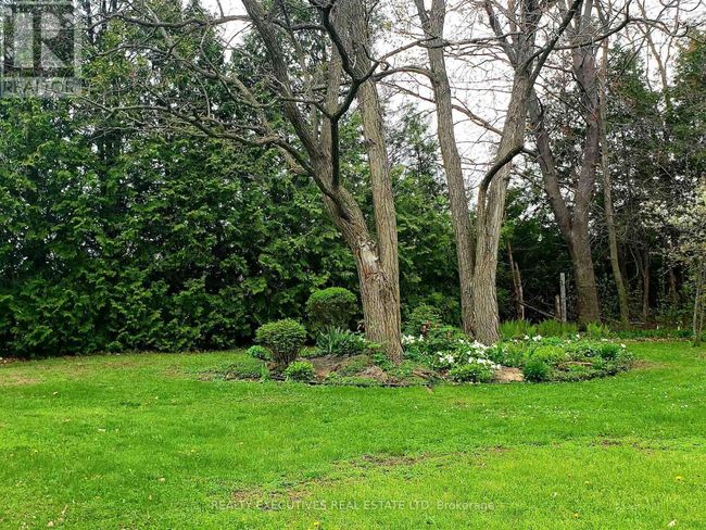 7 B1 Rd, House other with 3 bedrooms, 2 bathrooms and 3 parking in Lombardy ON | Image 13