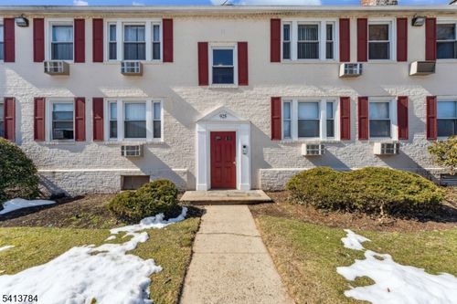 66-925 E Front St, Plainfield, NJ, 07062-1142 | Card Image