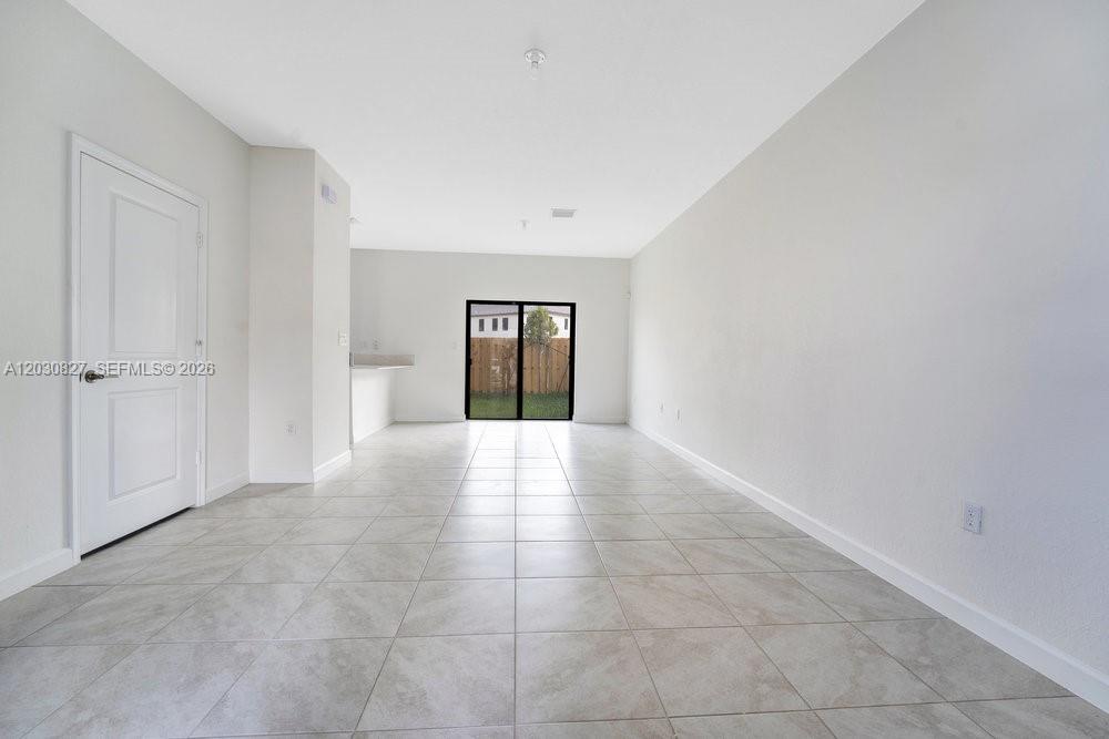 Residential Lease in Homestead 5
