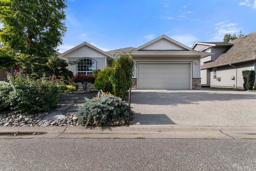 44683 Riverwood Cres, Chilliwack, BC, V2R5S9 | Card Image