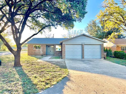 1025 Woodruff St, San Angelo, TX, 76905-7830 | Card Image