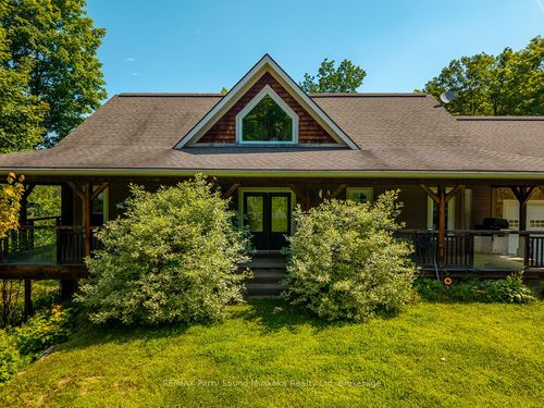 246 High St, Mactier, ON, P0C1H0 | Card Image