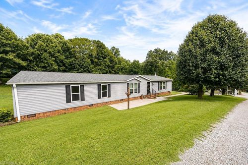 327 E Carter Mill Rd, Elkin, NC, 28621-2160 | Card Image