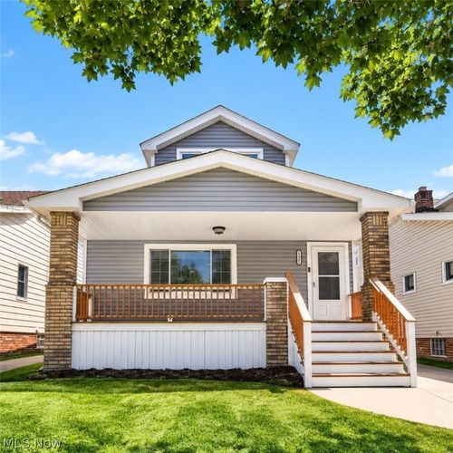 12401 Brighton Ave, Cleveland, OH, 44111-4533 | Card Image
