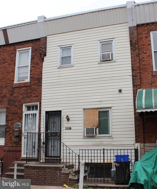 2520 S Fairhill St, PHILADELPHIA, PA, 19148-4627 | Card Image