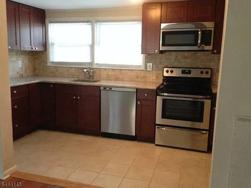 1-1130 Sussex Tpke, Randolph, NJ, 07869-4209 | Card Image