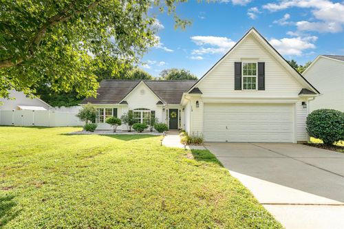 113 Whitby Dr, Mount Holly, NC, 28120-2366 | Card Image
